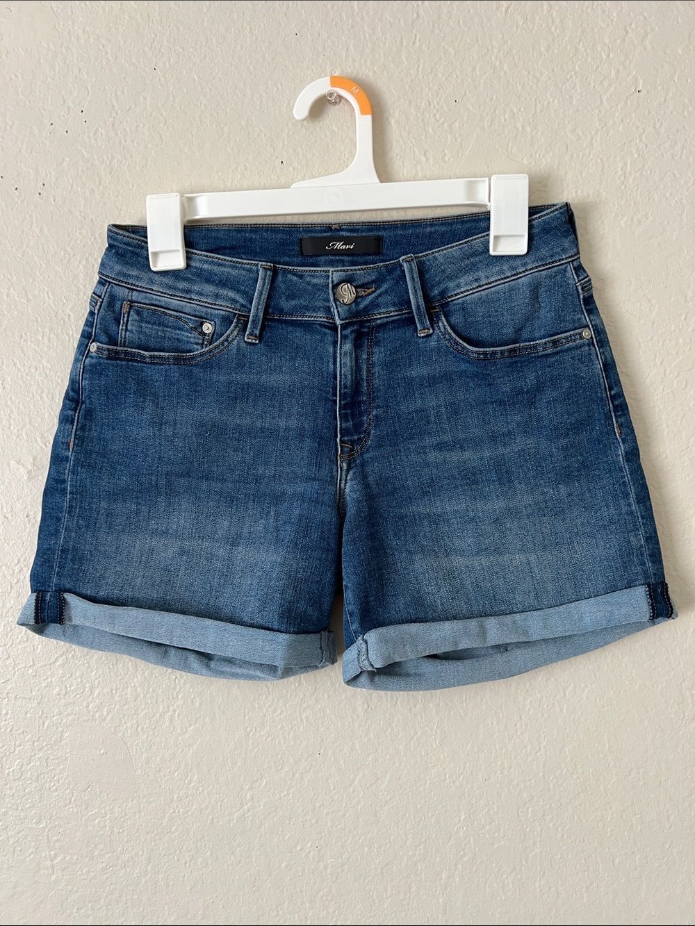 EUC MAVI Sara Mid-Rise Cuffed Stretch Denim Shorts in 28
